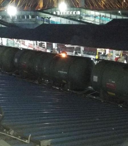 ..Otherwise, fire will caught Nagpur railway station | ...तर संपूर्ण नागपूर रेल्वे स्थानक खाक झालं असतं ..Otherwise, fire will caught Nagpur railway station | ...तर संपूर्ण नागपूर रेल्वे स्थानक खाक झालं असतं