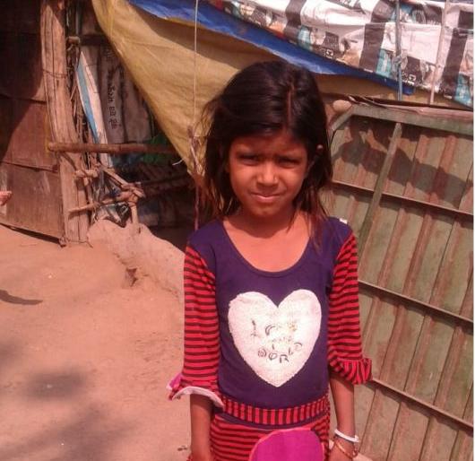 Eight-year-old Sonali denied admission to school; ask for birth certificate | आठ वर्षाच्या सोनालीला शाळेत प्रवेश नाकारला; म्हणे जन्माचा दाखला आणा