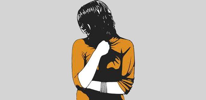 Minor girl tortured by father in Nagpur district | नागपूर जिल्ह्यात अल्पवयीन मुलीवर वडिलांनीच केला अत्याचार