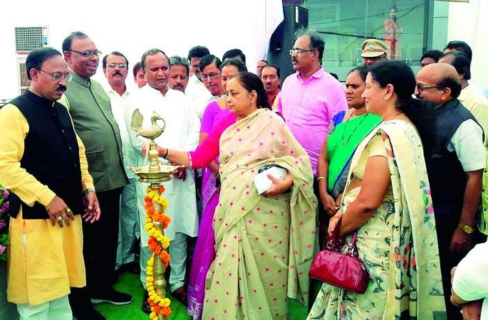 You create 'solar energy', I add 'underground machinery'; Energy Minister Bawankule | तुम्ही ‘सौर ऊर्जा’ उभारा, मी ‘भूमिगत यंत्रणा’ जोडतो; ऊर्जामंत्री बावनकुळे You create 'solar energy', I add 'underground machinery'; Energy Minister Bawankule | तुम्ही ‘सौर ऊर्जा’ उभारा, मी ‘भूमिगत यंत्रणा’ जोडतो; ऊर्जामंत्री बावनकुळे