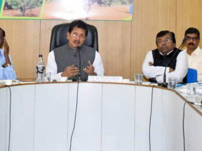 Deepak Kesarkar to set up 14 units of Kathya industrial unit in Sindhudurg: | सिंधुदुर्गात काथ्या उद्योगाची १४ युनिटे उभारणार : दीपक केसरकर Deepak Kesarkar to set up 14 units of Kathya industrial unit in Sindhudurg: | सिंधुदुर्गात काथ्या उद्योगाची १४ युनिटे उभारणार : दीपक केसरकर