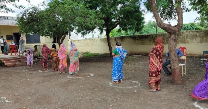 CoronaVirus: 'Rapid Testing' Launched in Akola District! | CoronaVirus : ‘रॅपिड टेस्टिंग’ला अकोला जिल्ह्यात प्रारंभ! CoronaVirus: 'Rapid Testing' Launched in Akola District! | CoronaVirus : ‘रॅपिड टेस्टिंग’ला अकोला जिल्ह्यात प्रारंभ!