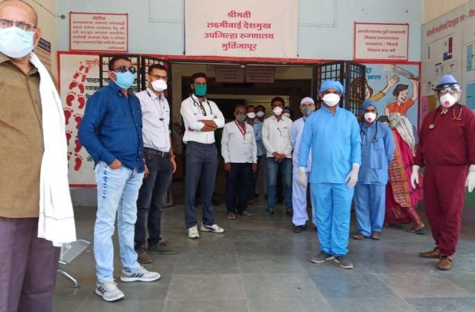The four from Murtijapur defeated Corona | मूर्तिजापुरातील चौघांची कोरोनावर मात The four from Murtijapur defeated Corona | मूर्तिजापुरातील चौघांची कोरोनावर मात