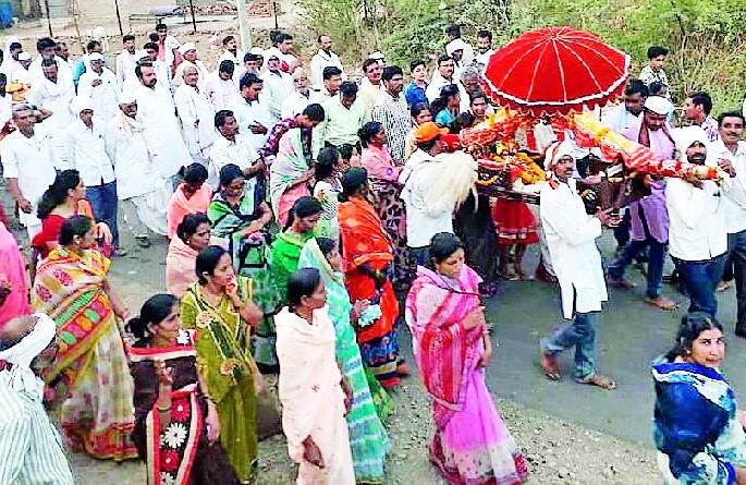 Palkhi of Goddess Rukmini in Kondanayapura is headed towards Pandharpur | कौंडण्यपुरातील देवी रुक्मिणीची पालखी पंढरपूरकडे मार्गस्थ