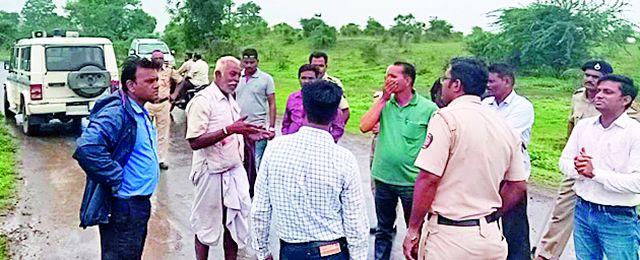 Kathwadi conflict | वनकर्मचारी-काठेवाडीत संघर्ष Kathwadi conflict | वनकर्मचारी-काठेवाडीत संघर्ष