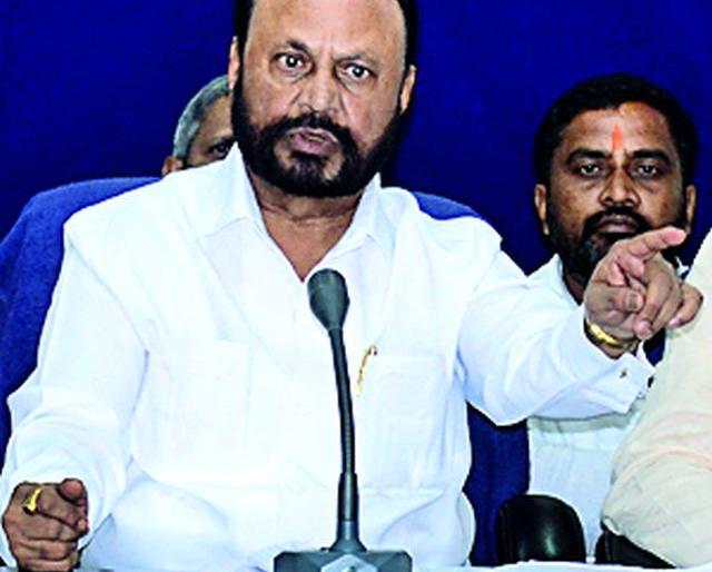 On any platform, prepare charches with Rana | कुठल्याही व्यासपीठावर राणांशी चर्चेस तयार