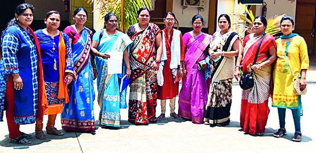 Prevent attacks on police | पोलिसांवरील वाढते हल्ले रोखा