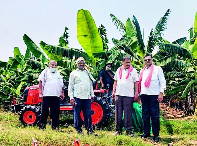 Abundant production of watermelon in Tumsar, even in the crisis of Corona | कोरोनाच्या संकटातही तुमसरमध्ये टरबूजाचे भरघोस उत्पादन Abundant production of watermelon in Tumsar, even in the crisis of Corona | कोरोनाच्या संकटातही तुमसरमध्ये टरबूजाचे भरघोस उत्पादन