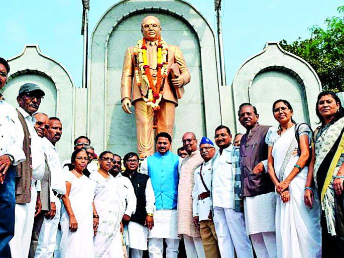 Follow the views of Babasaheb | बाबासाहेबांच्या विचारांचे अनुकरण करा Follow the views of Babasaheb | बाबासाहेबांच्या विचारांचे अनुकरण करा