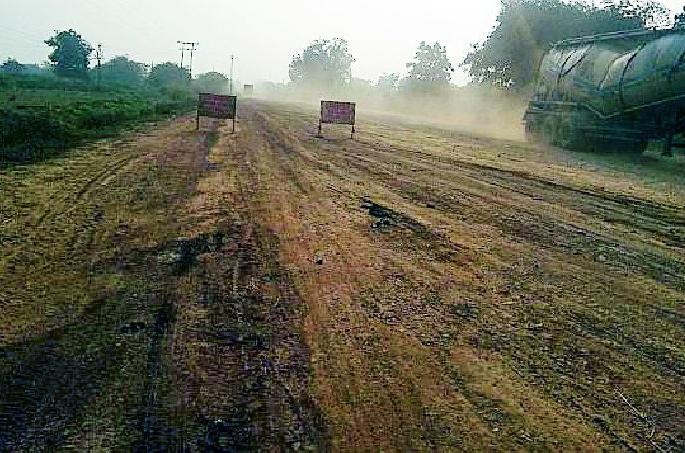Dust empire with construction | बांधकामाने धुळीचे साम्राज्य Dust empire with construction | बांधकामाने धुळीचे साम्राज्य