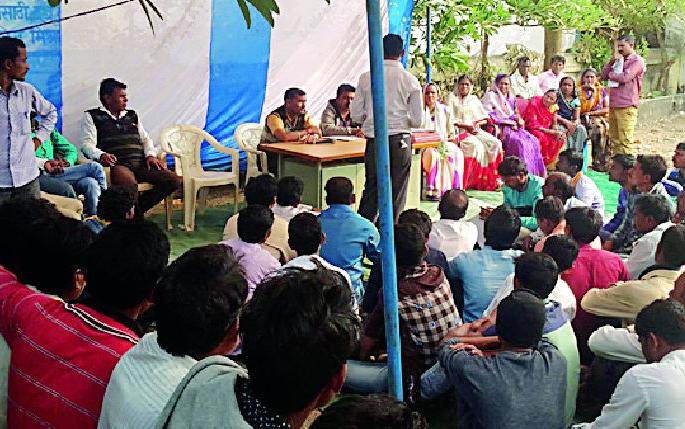 Only the villagers have exposed the malpractices | अन् ग्रामस्थांनीच उघड केला गैरप्रकार Only the villagers have exposed the malpractices | अन् ग्रामस्थांनीच उघड केला गैरप्रकार