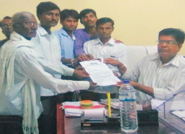 The mountain of basic problems in Gondipipari taluka | गोंडपिपरी तालुक्यात मूलभूत समस्यांचा डोंगर The mountain of basic problems in Gondipipari taluka | गोंडपिपरी तालुक्यात मूलभूत समस्यांचा डोंगर