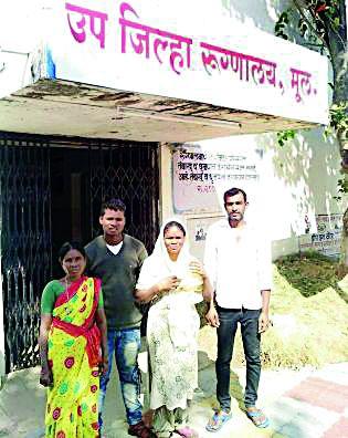 Cleanliness of the Safari Workers Without Wages | वेतनाअभावी सफाई कामगारांची उपासमार