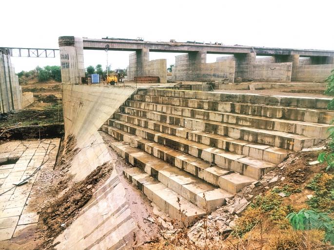 The main tender of Ner-Dhama Barrage is on ACB's radar | अकोला जिल्ह्यातील नेर-धामणा बॅरेजची मुख्य निविदा ‘एसीबी’च्या ‘रडार’वर The main tender of Ner-Dhama Barrage is on ACB's radar | अकोला जिल्ह्यातील नेर-धामणा बॅरेजची मुख्य निविदा ‘एसीबी’च्या ‘रडार’वर
