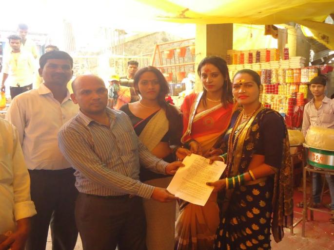 nashik,third,gender,news | तृतीयपंथियांनाही कायद्याचे समान संरक्षण : बुक्के nashik,third,gender,news | तृतीयपंथियांनाही कायद्याचे समान संरक्षण : बुक्के