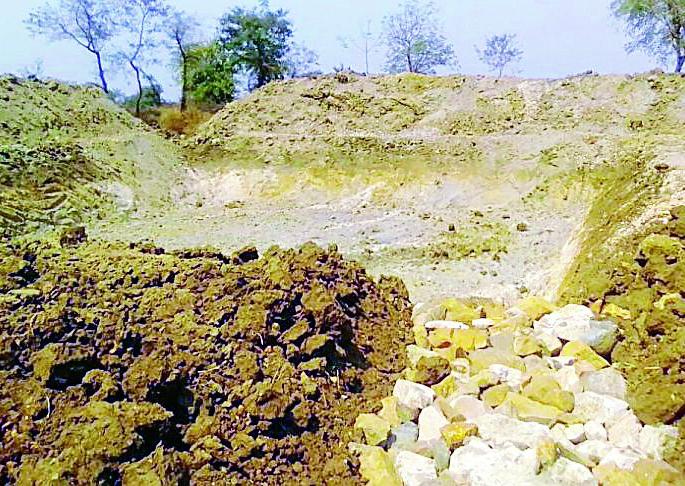 Farmers benefit from 40 farmers | ४० शेतकऱ्यांना शेततळ्यांचा लाभ Farmers benefit from 40 farmers | ४० शेतकऱ्यांना शेततळ्यांचा लाभ