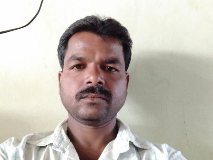 Two persons were killed in a road accident. One was killed and three were injured | दुचाकींची समोरासमोर धडक;एक ठार, तीन जखमी Two persons were killed in a road accident. One was killed and three were injured | दुचाकींची समोरासमोर धडक;एक ठार, तीन जखमी