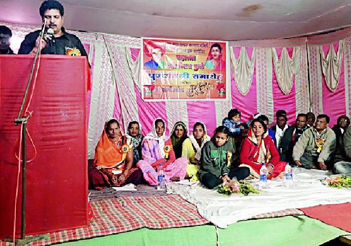 The aroma of the ideas of Mahatma will remain in constant touch | महात्मांच्या विचारांचा सुगंध अनंतकाळ दरवळत राहील The aroma of the ideas of Mahatma will remain in constant touch | महात्मांच्या विचारांचा सुगंध अनंतकाळ दरवळत राहील