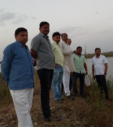 Movement if lower Dudhana river water left out | निम्न दुधनाचे पाणी सोडल्यास तीव्र आंदोलन Movement if lower Dudhana river water left out | निम्न दुधनाचे पाणी सोडल्यास तीव्र आंदोलन