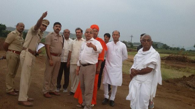 President Ramnath Kovind invited | राष्ट्रपती रामनाथ कोविंद यांना केले आमंत्रित President Ramnath Kovind invited | राष्ट्रपती रामनाथ कोविंद यांना केले आमंत्रित
