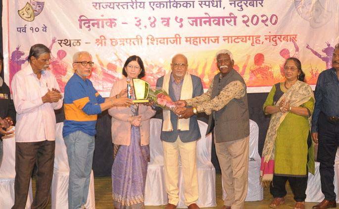 Expect to speed up the theater | नाट्यचळवळीला गती देण्याची अपेक्षा Expect to speed up the theater | नाट्यचळवळीला गती देण्याची अपेक्षा