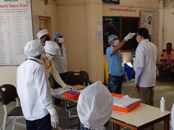 311 employees serving 252 persons | २५२ व्यक्तींच्या सेवेला ३११ कर्मचारी 311 employees serving 252 persons | २५२ व्यक्तींच्या सेवेला ३११ कर्मचारी