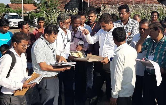 Read the problems read by obstacles | बाधितांनी वाचला समस्यांचा पाढा Read the problems read by obstacles | बाधितांनी वाचला समस्यांचा पाढा