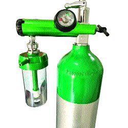 To build tanks; But where is the oxygen? | टाक्या उभारणार; पण आॅक्सिजन कुठे? To build tanks; But where is the oxygen? | टाक्या उभारणार; पण आॅक्सिजन कुठे?