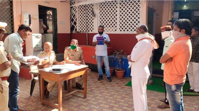 Identity parade of hardened criminals | अट्टल गुन्हेगारांची घेतली ओळख परेड Identity parade of hardened criminals | अट्टल गुन्हेगारांची घेतली ओळख परेड