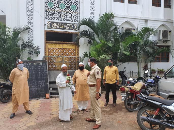 Shab-e-Barat calls for prayers at home | शब- ए -बारातला घरातच नमाज करण्याचे आवाहन Shab-e-Barat calls for prayers at home | शब- ए -बारातला घरातच नमाज करण्याचे आवाहन