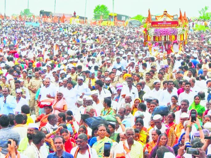 Pandhrpur Wari; What is this arena ... What is this rain ... What is this crowd..Everything is ok ... | Pandhrpur Wari; काय हा रिंगण... काय हा पाऊस... काय ही गर्दी..सगळे ओकेच हाय की... Pandhrpur Wari; What is this arena ... What is this rain ... What is this crowd..Everything is ok ... | Pandhrpur Wari; काय हा रिंगण... काय हा पाऊस... काय ही गर्दी..सगळे ओकेच हाय की...