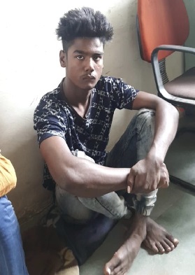 Both criminals who escaped from the Corona Center were arrested | कोरोना सेंटरमधून पळालेले दोन्ही गुन्हेगार जेरबंद Both criminals who escaped from the Corona Center were arrested | कोरोना सेंटरमधून पळालेले दोन्ही गुन्हेगार जेरबंद