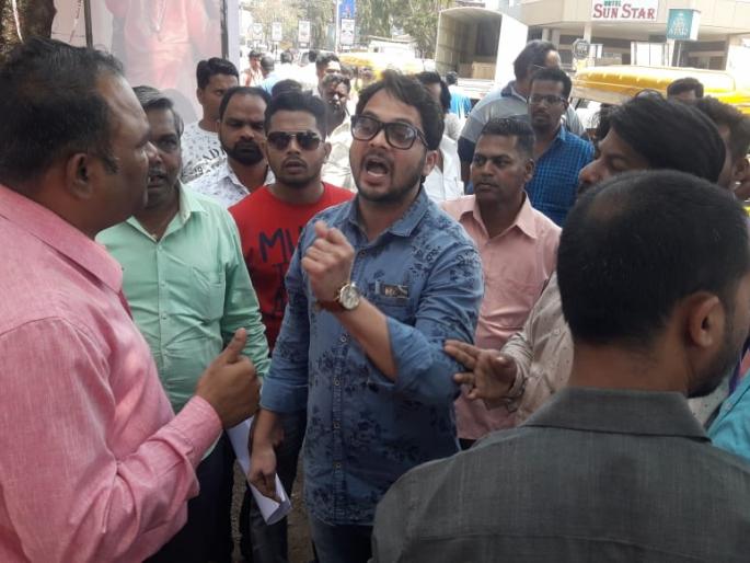 In the Ratnagiri vegetable market, the Municipal Council staffed Rada | रत्नागिरीत भाजी विक्रेते-नगरपरिषद कर्मचाऱ्यांमध्ये राडा In the Ratnagiri vegetable market, the Municipal Council staffed Rada | रत्नागिरीत भाजी विक्रेते-नगरपरिषद कर्मचाऱ्यांमध्ये राडा