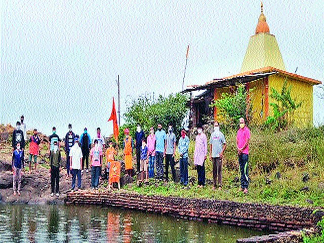 Shiva coronation day at Kavanai fort | कावनई किल्ल्यावर शिवराज्याभिषेक दिन Shiva coronation day at Kavanai fort | कावनई किल्ल्यावर शिवराज्याभिषेक दिन