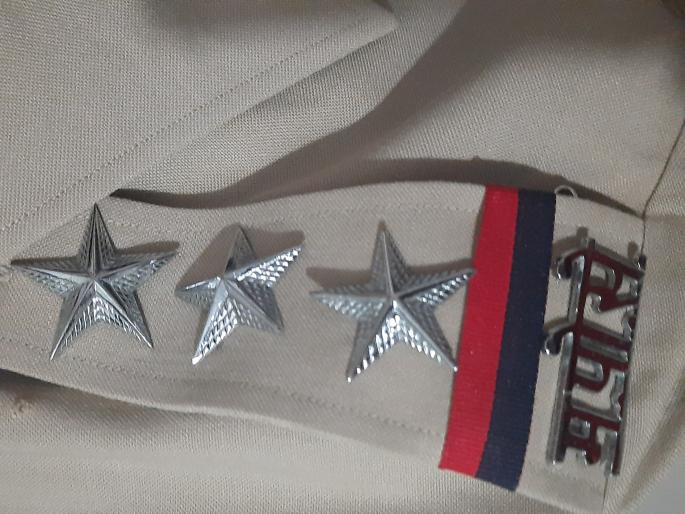 Order for internal transfer of 30 police officers including three inspectors from Thane | ठाण्यातील तीन निरीक्षकांसह ३० पोलीस अधिकाऱ्यांच्या अंतर्गत बदल्यांचे आदेश Order for internal transfer of 30 police officers including three inspectors from Thane | ठाण्यातील तीन निरीक्षकांसह ३० पोलीस अधिकाऱ्यांच्या अंतर्गत बदल्यांचे आदेश