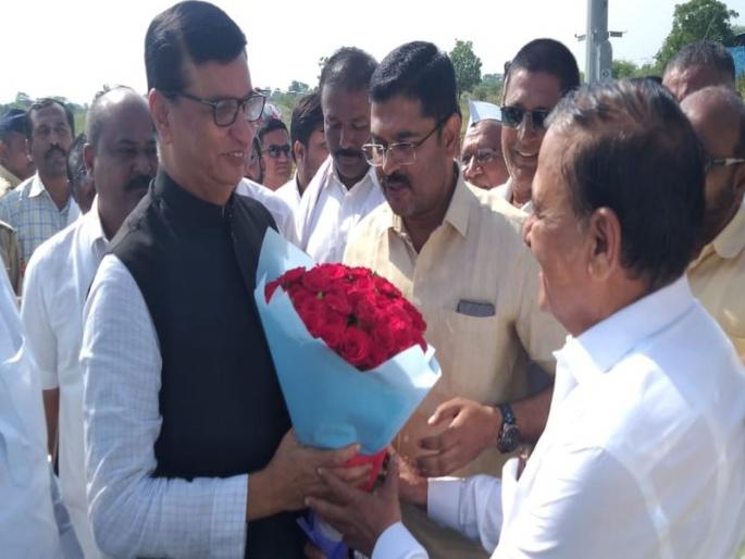 All important decisions will be taken only after discussion | सर्व महत्वाचे निर्णय चर्चा करूनच घेणार All important decisions will be taken only after discussion | सर्व महत्वाचे निर्णय चर्चा करूनच घेणार