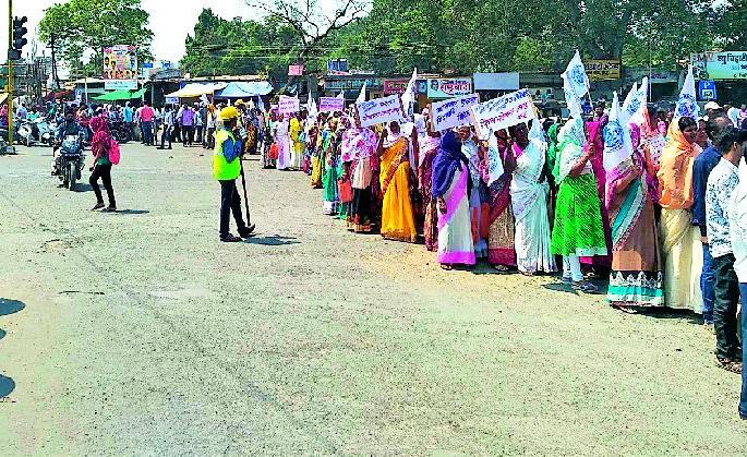 The Woodworkers Elgar | गवंडी कामगारांचा एल्गार The Woodworkers Elgar | गवंडी कामगारांचा एल्गार