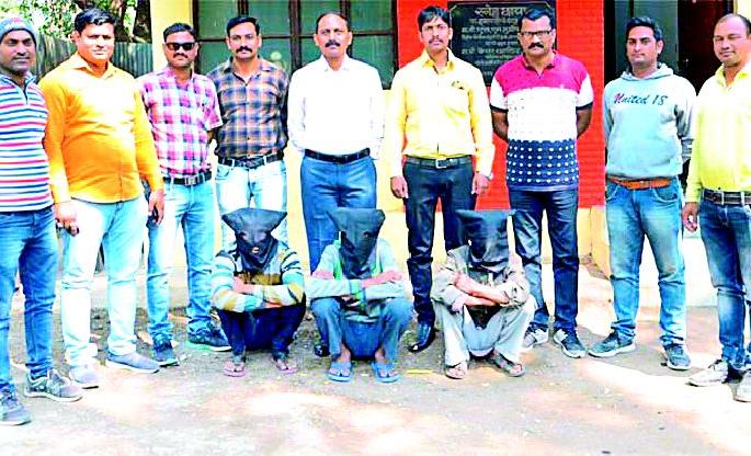 'Shravan' murder on suspicion of witchcraft | जादूटोण्याच्या संशयावरून ‘श्रावण’ची हत्या