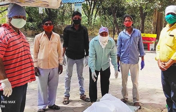 Delivered by death, persecuted by life ... | मरणाने केली सुटका, जगण्याने छळले होते... Delivered by death, persecuted by life ... | मरणाने केली सुटका, जगण्याने छळले होते...