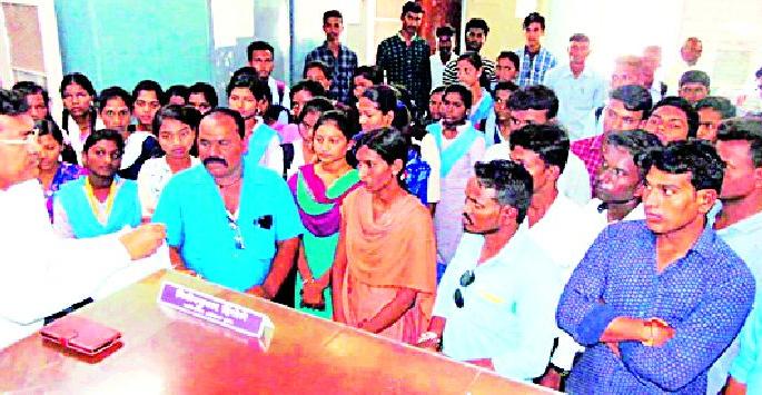 Please investigate the CID of rape | बलात्काराची सीआयडी चौकशी करा Please investigate the CID of rape | बलात्काराची सीआयडी चौकशी करा