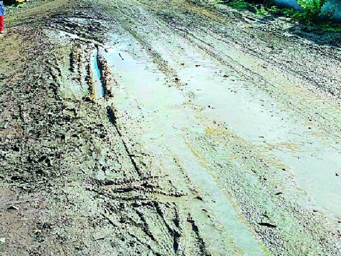 'Captive' | हद्दवाढीतील नागरिक रस्त्याविना घरातच ‘कैद’ 'Captive' | हद्दवाढीतील नागरिक रस्त्याविना घरातच ‘कैद’