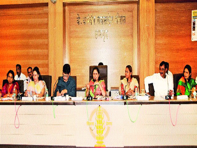 Complaint against the Medical Officers | वैद्यकीय अधिकाऱ्यांविरोधात तक्रारींचा पाढा Complaint against the Medical Officers | वैद्यकीय अधिकाऱ्यांविरोधात तक्रारींचा पाढा