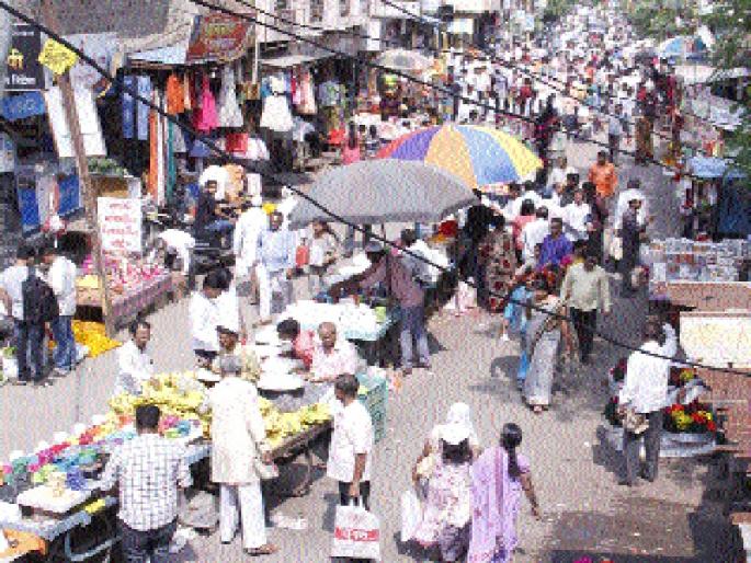 Due to drought, enthusiasm in Beed district, Diwali | बीड जिल्ह्यात सावट दुष्काळाचे, उत्साह दिवाळीचा Due to drought, enthusiasm in Beed district, Diwali | बीड जिल्ह्यात सावट दुष्काळाचे, उत्साह दिवाळीचा