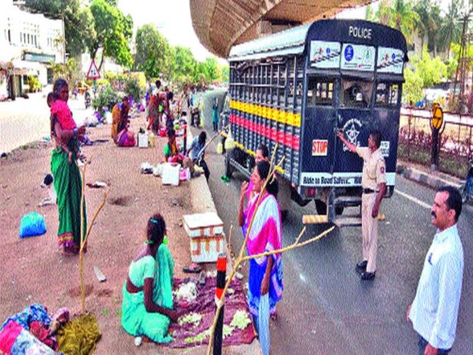 Police arrested 164 beggars from the city | शहरातील १६४ भिकाऱ्यांची पोलिसांकडून धरपकड Police arrested 164 beggars from the city | शहरातील १६४ भिकाऱ्यांची पोलिसांकडून धरपकड