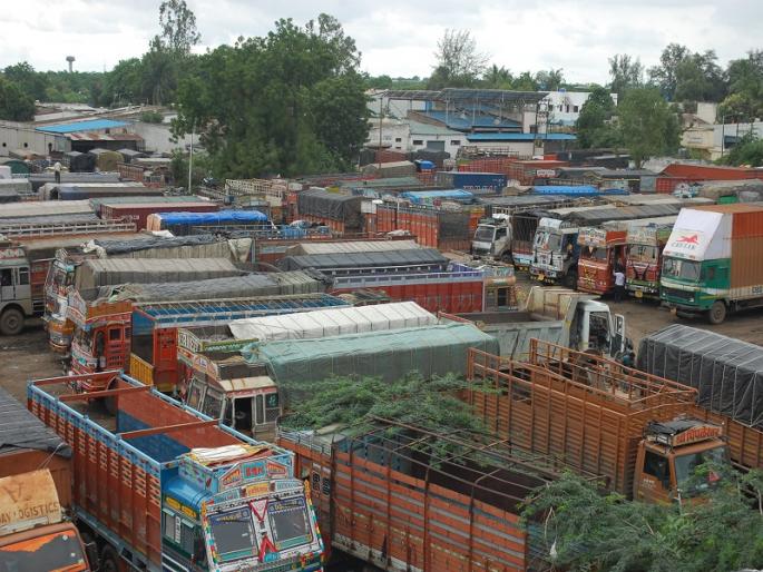 New parking will be set up for the development of Walaj Industrial Park | वाळूज उद्योनगरीत उभारणार नवीन वाहनतळ! New parking will be set up for the development of Walaj Industrial Park | वाळूज उद्योनगरीत उभारणार नवीन वाहनतळ!