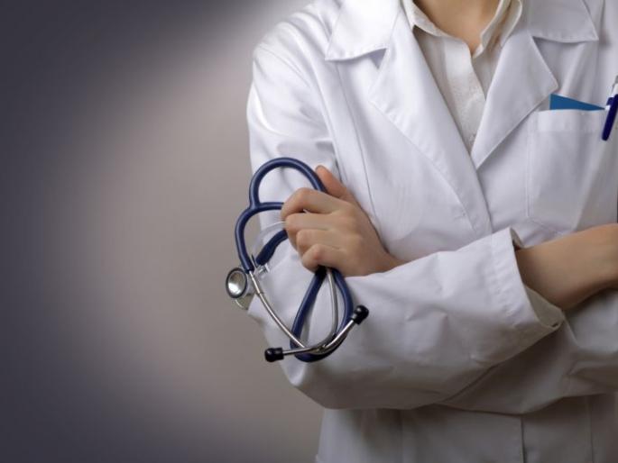 World Health Day; specialist doctors avoid to the villages | जागतिक आरोग्य दिन; स्पेशालिस्ट डॉक्टरांची गाव-खेड्यांकडे पाठ World Health Day; specialist doctors avoid to the villages | जागतिक आरोग्य दिन; स्पेशालिस्ट डॉक्टरांची गाव-खेड्यांकडे पाठ