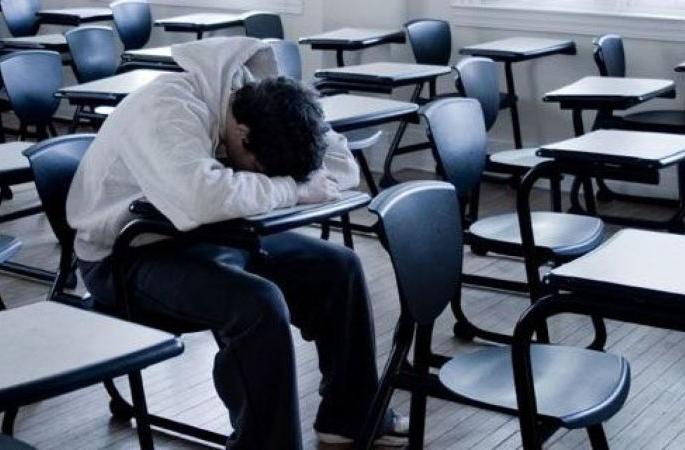 MPSC's candidate confused due to Government's letter | शासनाच्या शुद्धीपत्रकाने एमपीएससीचे उमेदवार गोंधळात MPSC's candidate confused due to Government's letter | शासनाच्या शुद्धीपत्रकाने एमपीएससीचे उमेदवार गोंधळात