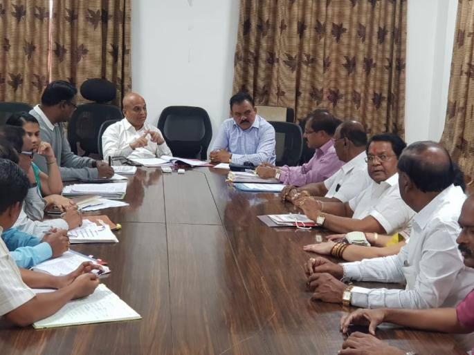 Soon camp to provide income, age proofs to Devadasis | देवदासींना उत्पन्नाचे, वयाचे दाखले देण्यासाठी लवकरच शिबिर Soon camp to provide income, age proofs to Devadasis | देवदासींना उत्पन्नाचे, वयाचे दाखले देण्यासाठी लवकरच शिबिर