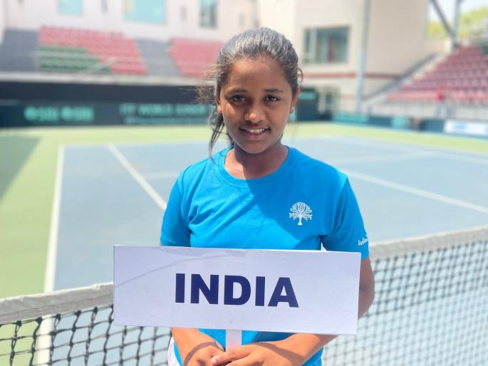Kolhapur tennis player Aishwarya Jadhav selected for Asian team for Wimbledon in England, the only player in the country | कोल्हापूरच्या ऐश्वर्या जाधव हिची विम्बल्डन स्पर्धेसाठी निवड, देशातील एकमेव खेळाडू Kolhapur tennis player Aishwarya Jadhav selected for Asian team for Wimbledon in England, the only player in the country | कोल्हापूरच्या ऐश्वर्या जाधव हिची विम्बल्डन स्पर्धेसाठी निवड, देशातील एकमेव खेळाडू