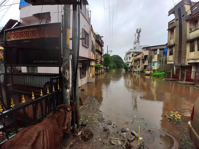 Migration of five and a half thousand citizens in Kolhapur district | कोल्हापूर जिल्ह्यात साडेपाच हजार नागरिकांचे स्थलांतर Migration of five and a half thousand citizens in Kolhapur district | कोल्हापूर जिल्ह्यात साडेपाच हजार नागरिकांचे स्थलांतर
